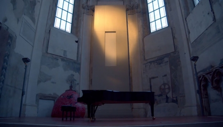 Piano na křižovatce