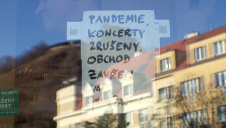 Piano na křižovatce