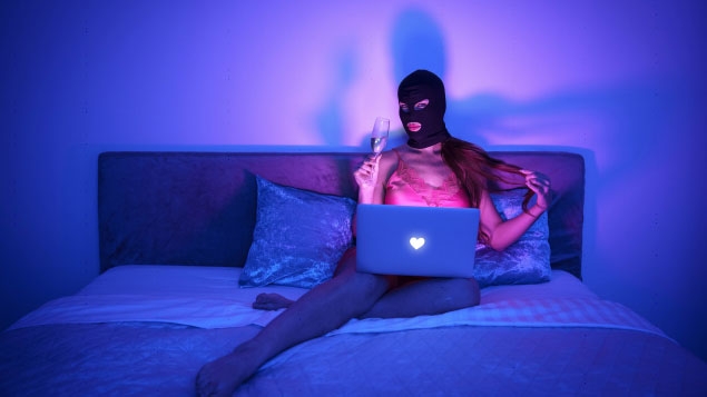 Virtuální přítelkyně